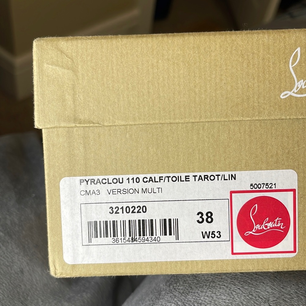 Women authentic Christian Louboutin wedge!